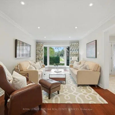 2796,&nbsp;Teak, 1004 - CV Clearview, Oakville