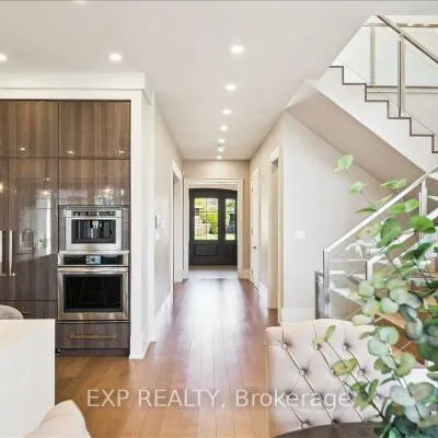 528,&nbsp;Wellington, 1020 - WO West, Oakville