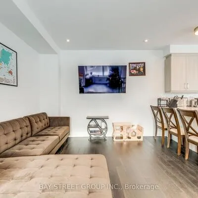 3049,&nbsp;Merrick, 1010 - JM Joshua Meadows, Oakville