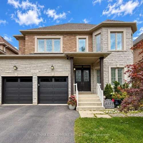 Premium freehold home for sale: 2121, Blackforest, 1022 - WT West Oak Trails, Oakville