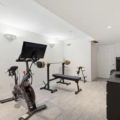 1390,&nbsp;Peerless, 1003 - CP College Park, Oakville