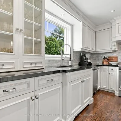 125,&nbsp;Ulster, 1001 - BR Bronte, Oakville