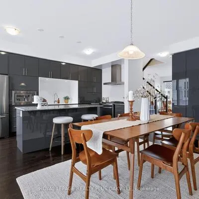 211,&nbsp;Squire, 1008 - GO Glenorchy, Oakville