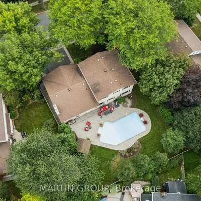 250,&nbsp;Mccraney, 1003 - CP College Park, Oakville