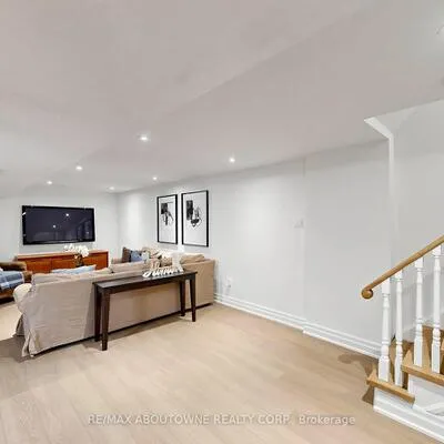 1304,&nbsp;Devon, 1011 - MO Morrison, Oakville