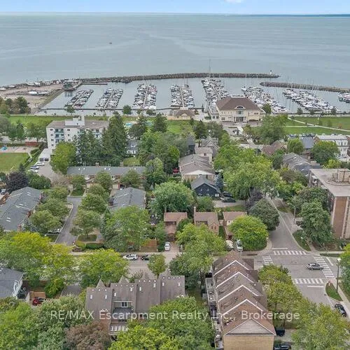 Premium freehold home for sale: 2331, Marine, 1001 - BR Bronte, Oakville