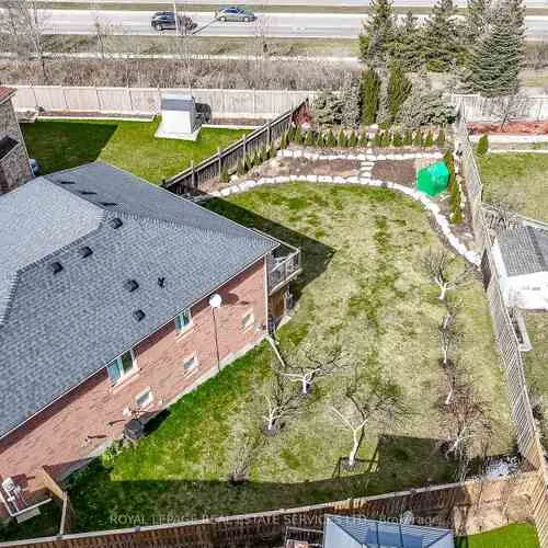 Premium freehold home for sale: 3057, Portree, 1000 - BC Bronte Creek, Oakville