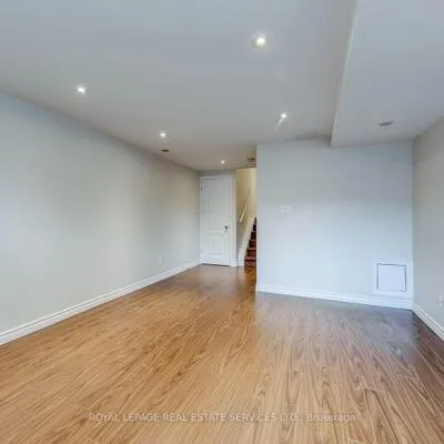 2418,&nbsp;Adamvale, 1019 - WM Westmount, Oakville