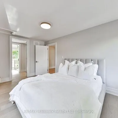 1310,&nbsp;Duncan, 1011 - MO Morrison, Oakville