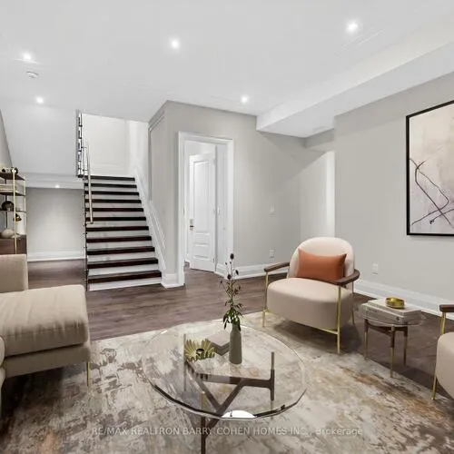 Premium freehold home for sale: 321, Morden, 1020 - WO West, Oakville