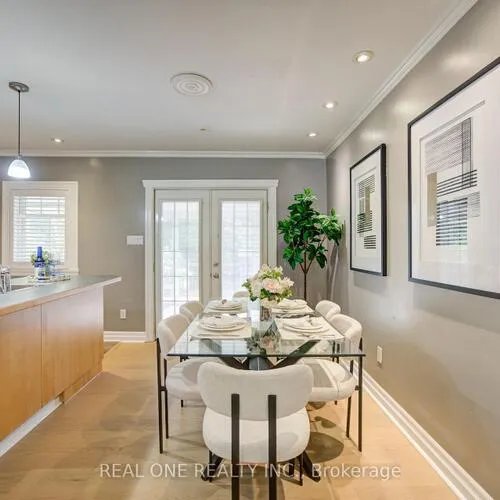 Premium freehold home for sale: 1099, Kent, 1003 - CP College Park, Oakville