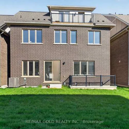 Premium freehold home for sale: 3288, Mariner Pass, 1008 - GO Glenorchy, Oakville