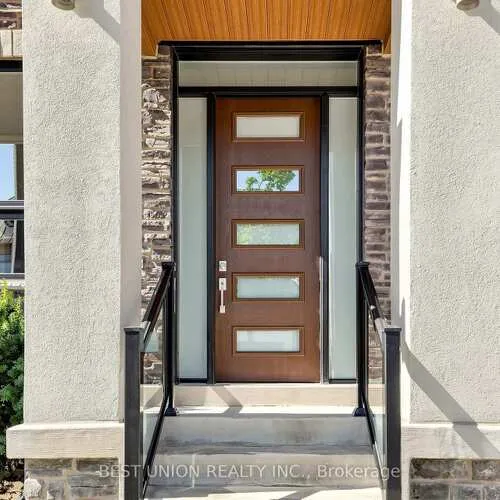 Premium freehold home for sale: 339, Harold Dent, 1008 - GO Glenorchy, Oakville