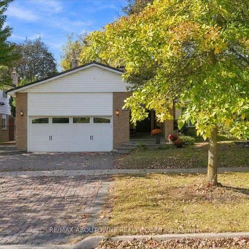 Premium freehold home for sale: 1125, Grand, 1005 - FA Falgarwood, Oakville