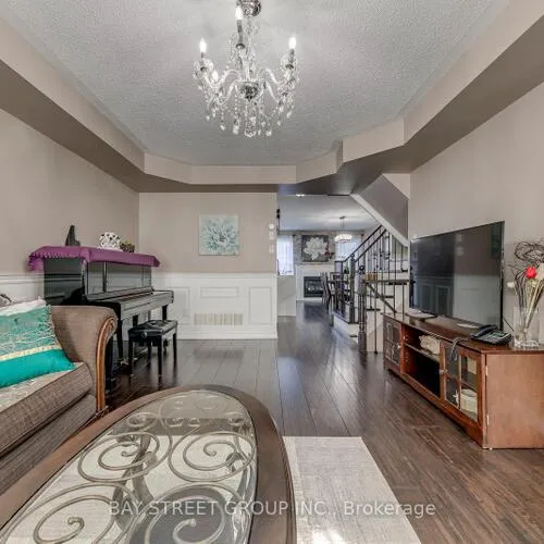 Premium freehold home for sale: 213, Littlewood, 1015 - RO River Oaks, Oakville