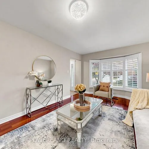 Premium freehold home for sale: 2080, Pelee, 1015 - RO River Oaks, Oakville