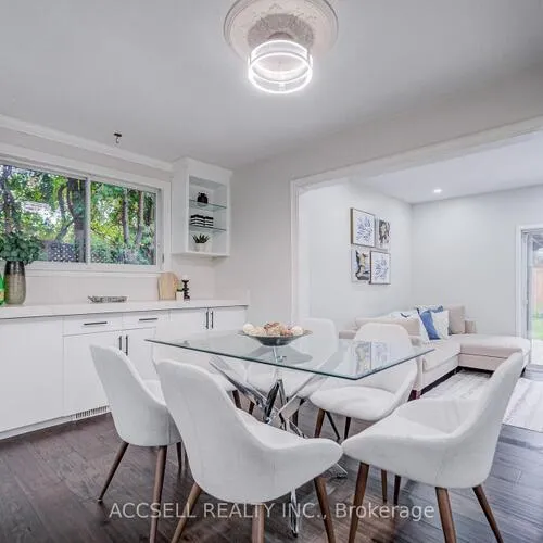 Premium freehold home for sale: 440, Sunset, 1020 - WO West, Oakville