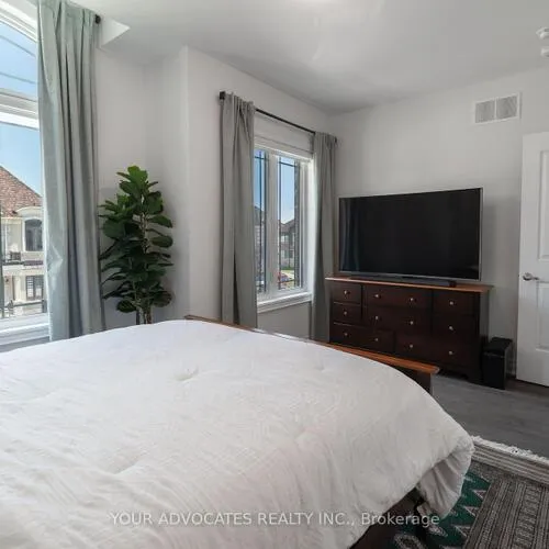 Premium freehold home for sale: 1390, Queens Plate, 1007 - GA Glen Abbey, Oakville