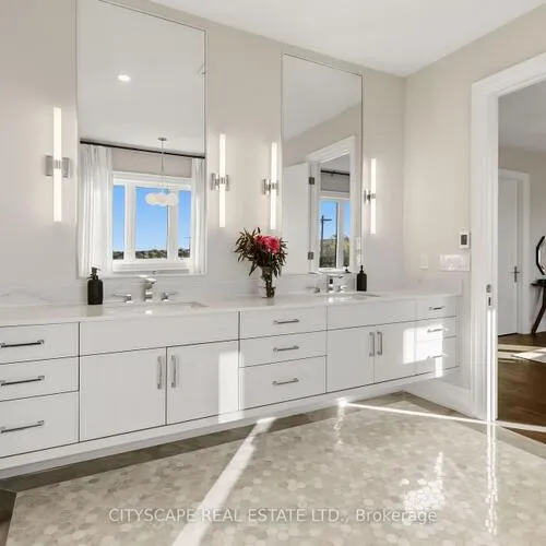 Premium freehold home for sale: 2343, Edward Leaver, 1007 - GA Glen Abbey, Oakville