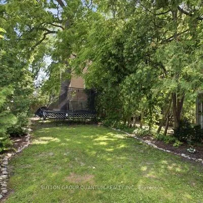 137,&nbsp;Chisholm, 1002 - CO Central, Oakville