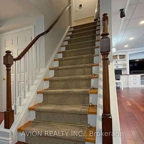Premium freehold home for sale: 1413, Harmsworth, 1005 - FA Falgarwood, Oakville