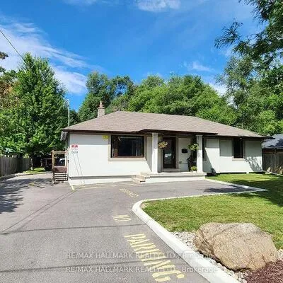 9884, Bayview, Harding, Richmond Hill