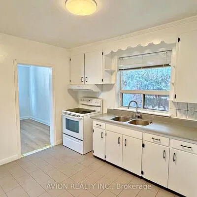 50, Tormore, Crosby, Richmond Hill