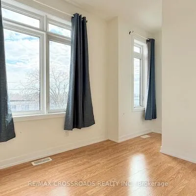 370 D, Red Maple, Langstaff, Richmond Hill