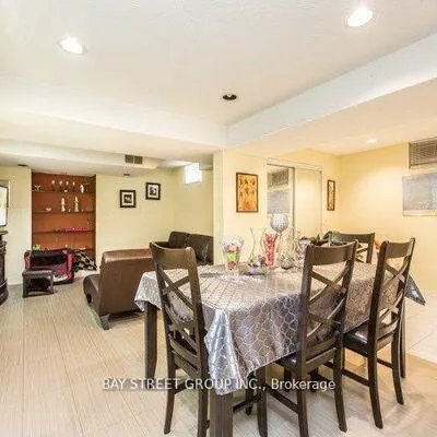 129,&nbsp;Rose Branch, Devonsleigh, Richmond Hill