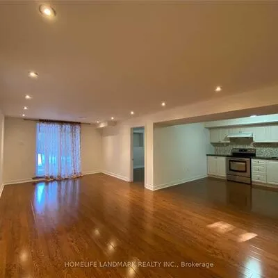 32,&nbsp;Escapade, Jefferson, Richmond Hill