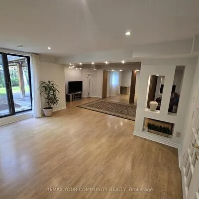 21,&nbsp;Addison, North Richvale, Richmond Hill