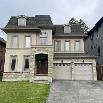 110A,&nbsp;Bond, Oak Ridges, Richmond Hill