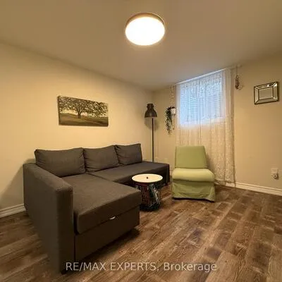 4,&nbsp;McNairn, North Richvale, Richmond Hill
