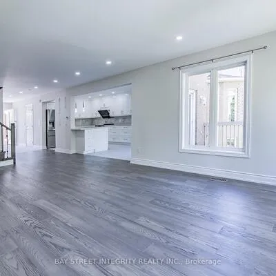 110,&nbsp;Holly, Rouge Woods, Richmond Hill