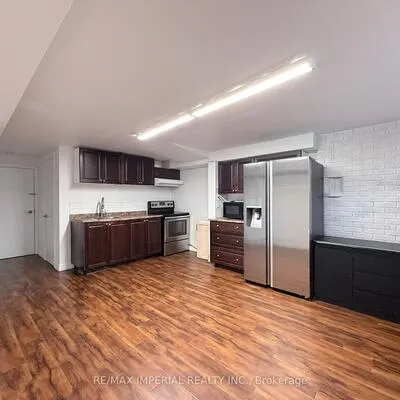 52,&nbsp;Yongehurst, North Richvale, Richmond Hill
