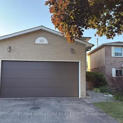 40,&nbsp;Gray, North Richvale, Richmond Hill
