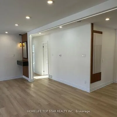 38,&nbsp;Cartier, Crosby, Richmond Hill