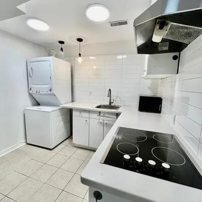 5,&nbsp;King William, Langstaff, Richmond Hill