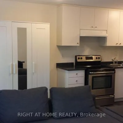 39,&nbsp;Stallibrass, South Richvale, Richmond Hill