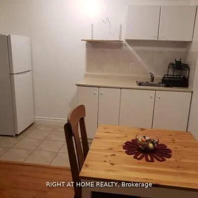 10,&nbsp;Fisico, Doncrest, Richmond Hill