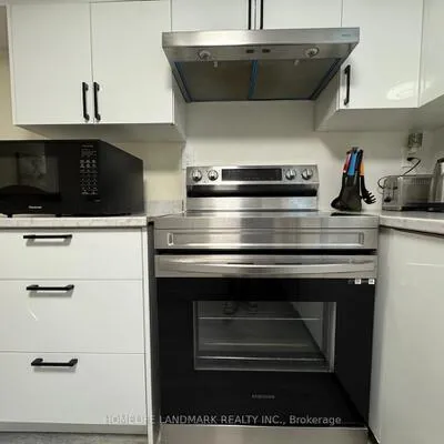 50,&nbsp;Addison, North Richvale, Richmond Hill