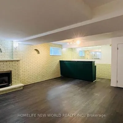 38,&nbsp;Weldrick, North Richvale, Richmond Hill