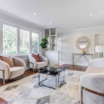 50,&nbsp;Cartier, Crosby, Richmond Hill