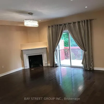 220,&nbsp;Yorkland, Devonsleigh, Richmond Hill