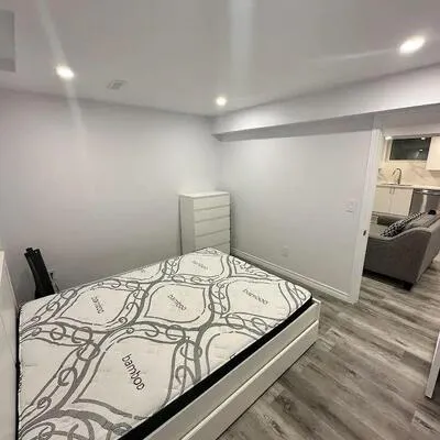 2,&nbsp;Dumaurier, Devonsleigh, Richmond Hill