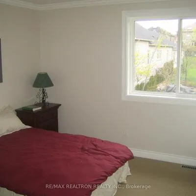 166,&nbsp;WELDRICK, North Richvale, Richmond Hill