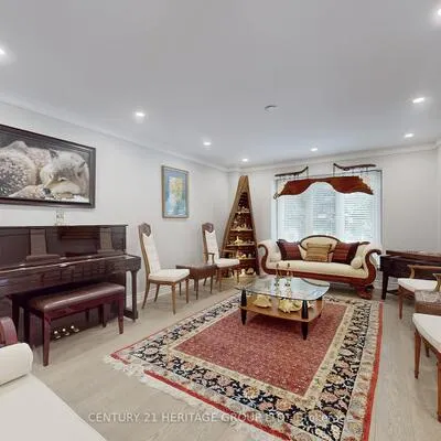 335, Fern, Observatory, Richmond Hill