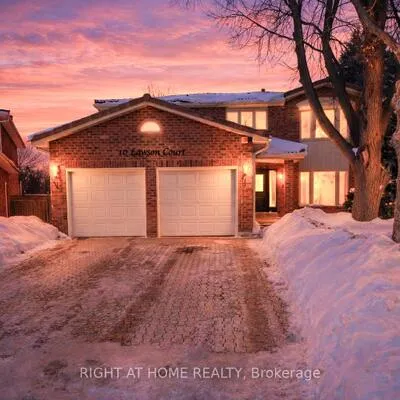 10, Lawson, Harding, Richmond Hill