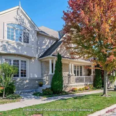 7, Sequin, Jefferson, Richmond Hill