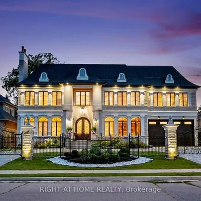 10,&nbsp;Yongeview, South Richvale, Richmond Hill